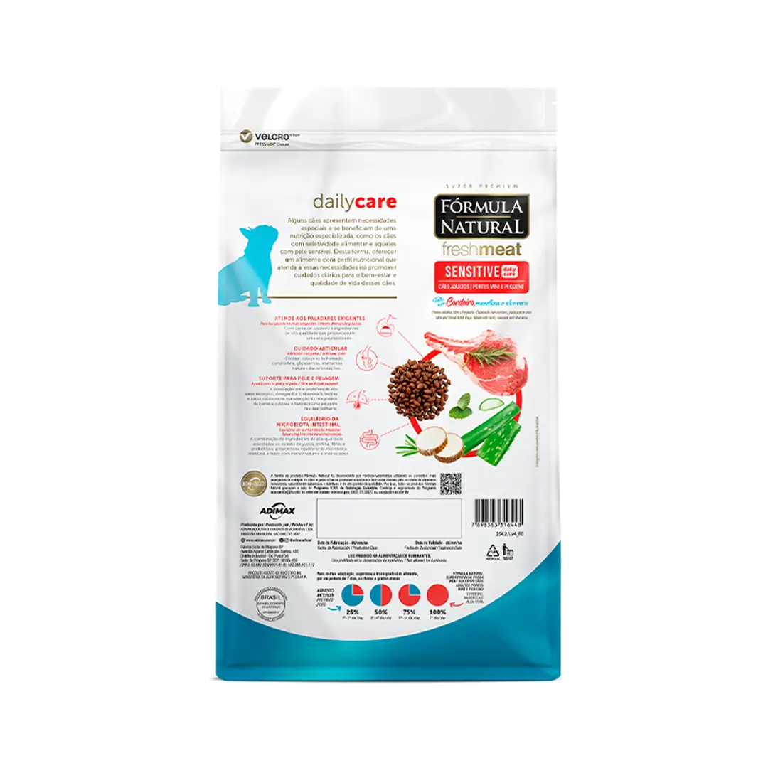 Ração Fórmula Natural Fresh Meat Sensitive para Cães Adultos de Porte Mini e Pequeno Sabor Cordeiro, Mandioca e Aloe Vera 10,1Kg Adimax