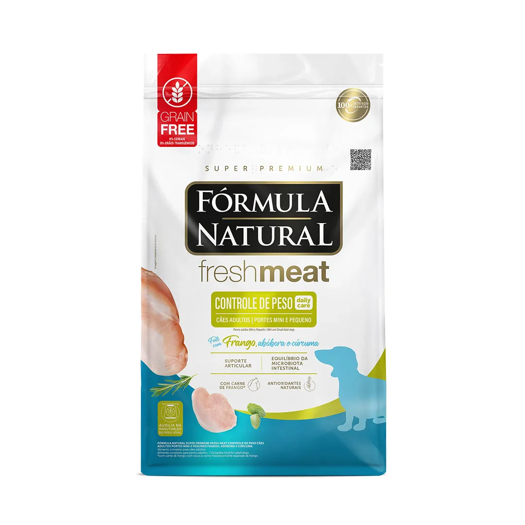 Ração Fórmula Natural Fresh Meat Controle de Peso para Cães Adultos de Porte Mini e Pequeno Sabor Frango, Abóbora e Cúrcuma 10,1Kg Adimax